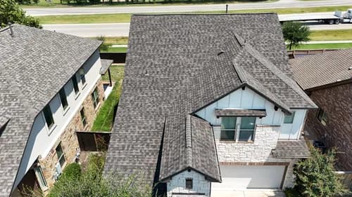 1st Choice Roofing - Photo 1