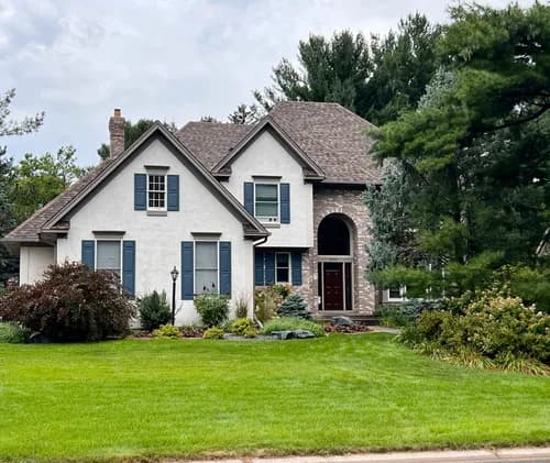 1st Team Exteriors - Photo 1