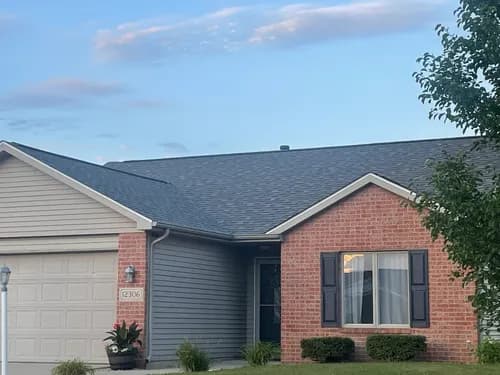 2B Restored - Photo 3