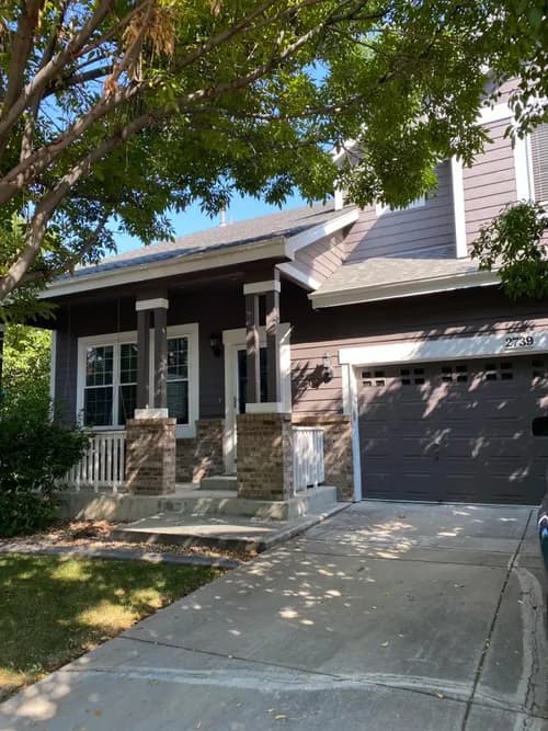 303 Roofer - Photo 3