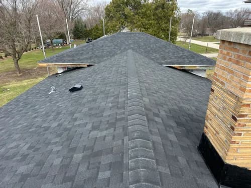 4 Seasons Roofing Service LLC - Photo 1