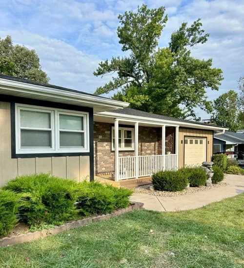 515 Exteriors - Photo 3