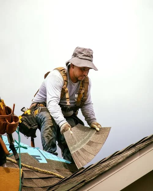 7 EAGLE ROOFING - Photo 1