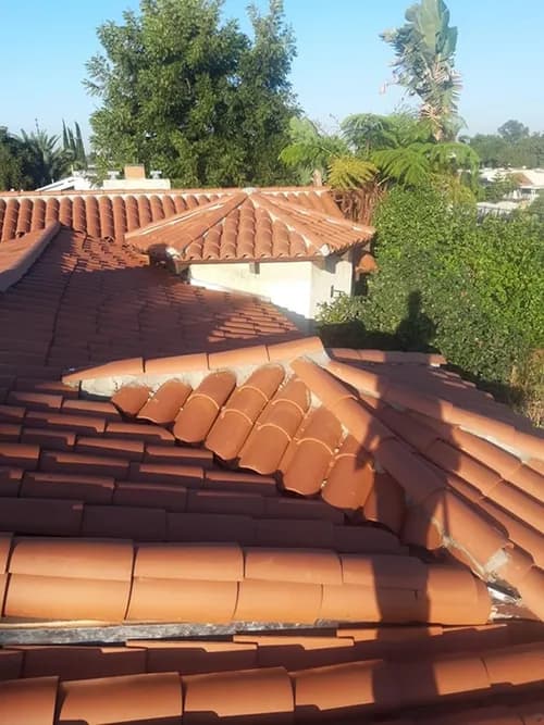 911 Roofing Builders - Photo 2