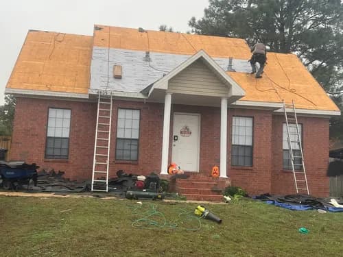 911 Roofing & Restauration LLC