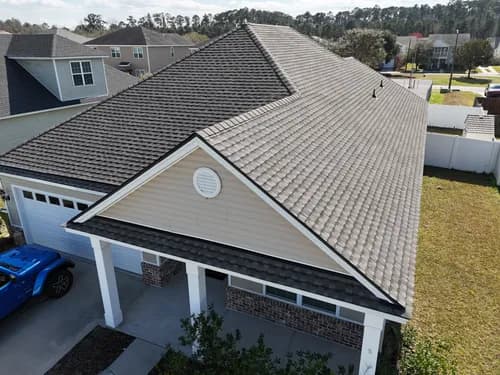 A Good Roofer Near Me - Photo 1