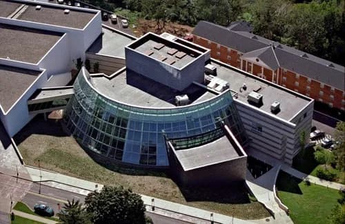 A&M Roofing - Photo 3