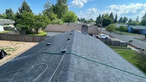 AMC Roofing LLC - Photo 3