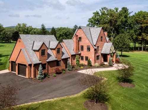 Amstill Roofing - Photo 2