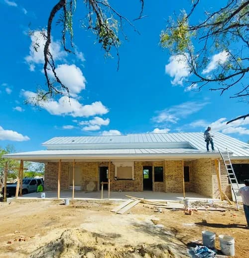 Andy's roofing - Photo 3