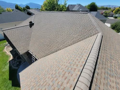 Arreola E Roofing - Photo 3