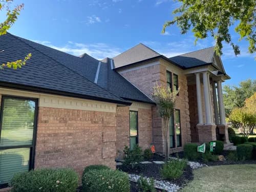 Arrowhead Roofing - Photo 1