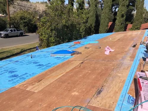 Atlas Roofing Company - Photo 2