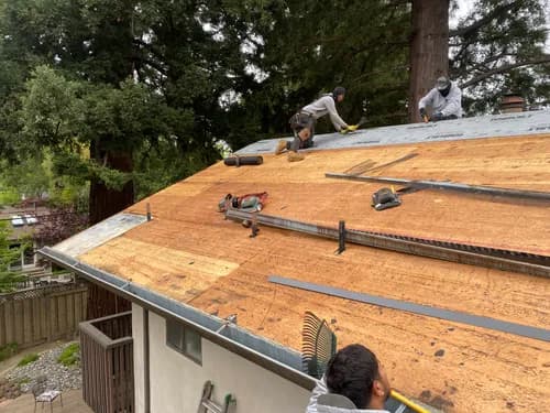 B & G ROOFING - Photo 5