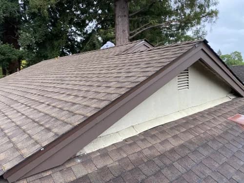 B & G ROOFING - Photo 3