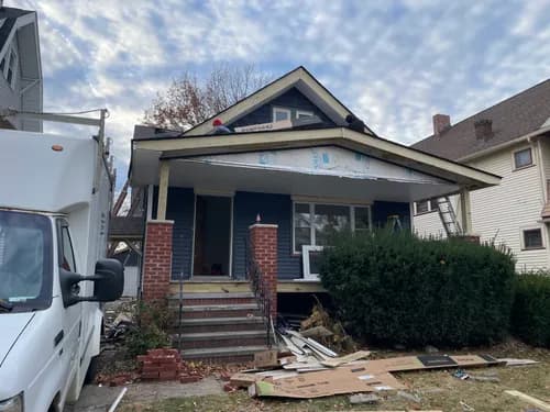 Barahona Roofing - Photo 1