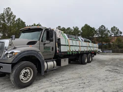 BATES ROOFING - Photo 4