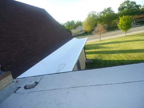 Bell Roofing & Siding Inc - Photo 3