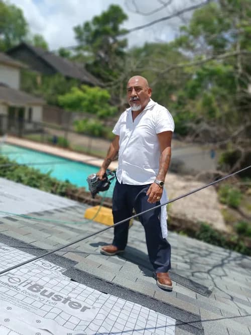 Bellaire Roofing Co - Photo 1