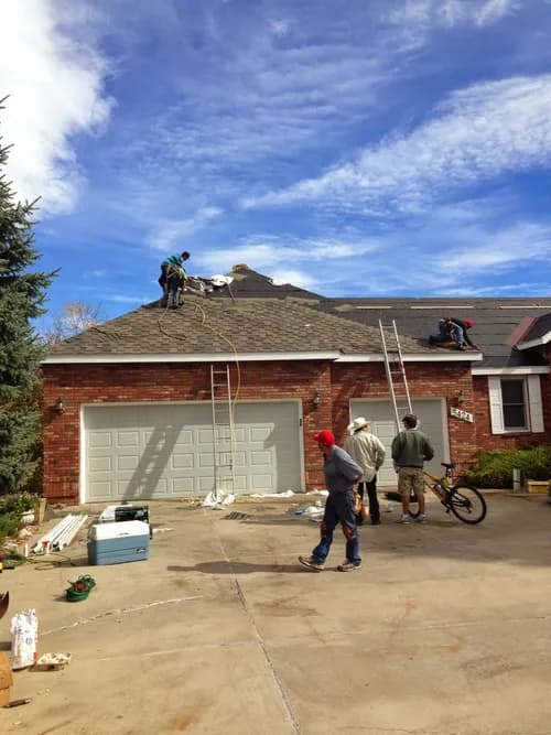 Belmarez Roofing - Photo 2