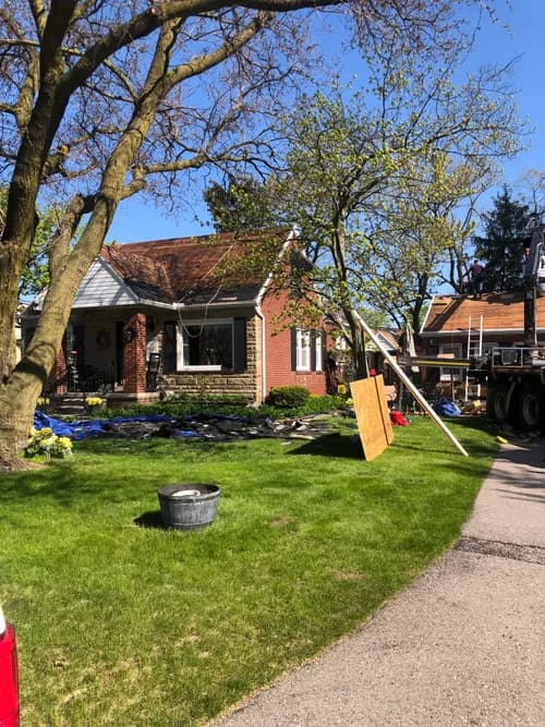 Big Al's Roofing - Photo 4