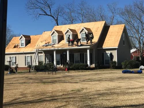 Big Fish Roofs & Restoration - Photo 3