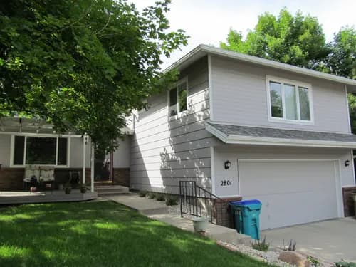 Big R Roofing - Photo 4