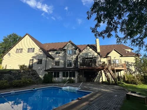 Blue Collar Roofers - Photo 2