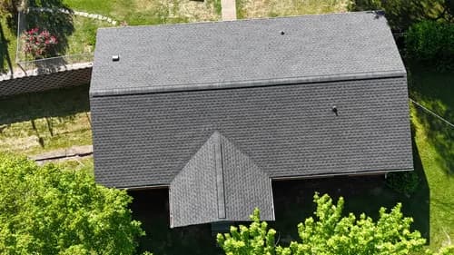 Blue Ribbon Roofing - Photo 2
