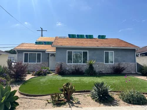 Blue Skyline Roofing Inc - Photo 2