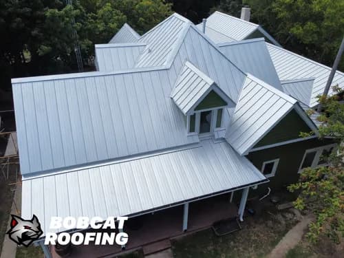 Bobcat Roofing - Photo 3