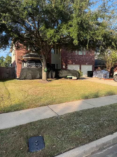 Boss Hogg Roofing - Photo 3