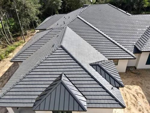 Buendia Roofing & Sheetmetal - Photo 3