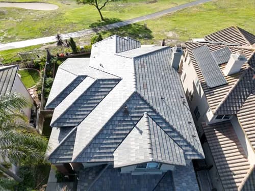 CASAS ROOF INC - Photo 2