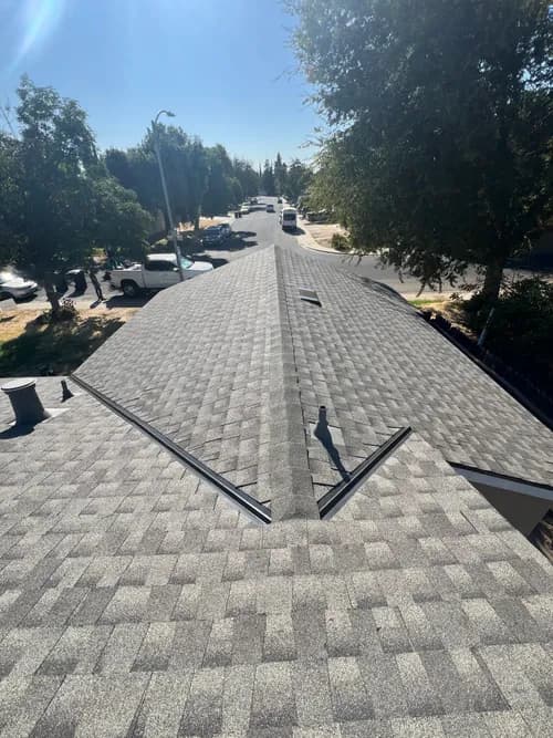 Castro’s Roofing - Photo 1