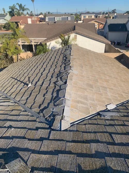 Century Roofing Co - Photo 1