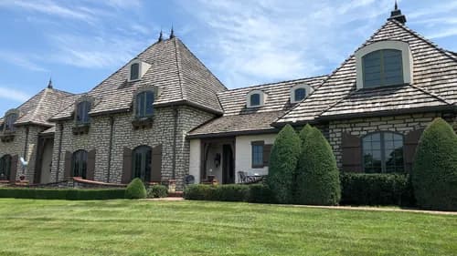 CH Roofing And Exteriors - Photo 1