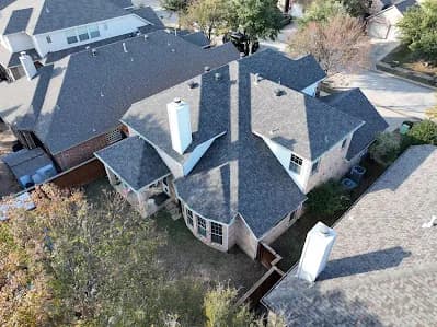 Chicago Roofing & Siding Experts - Photo 1