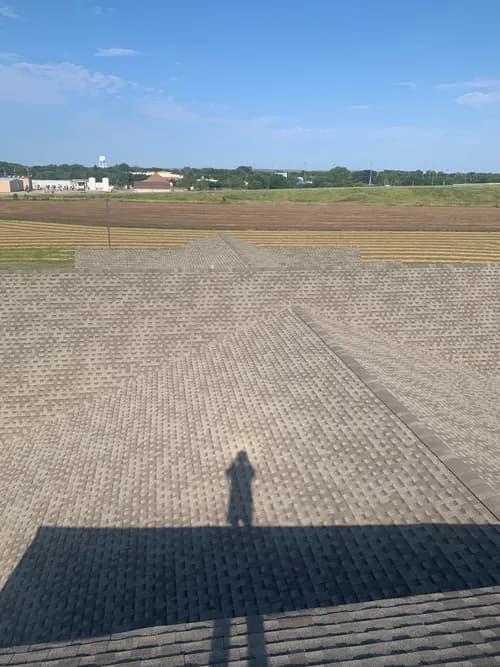 CJ Roofing, LLC - Photo 4