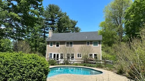 CMW Roofing, Siding, & Gutters - Photo 2