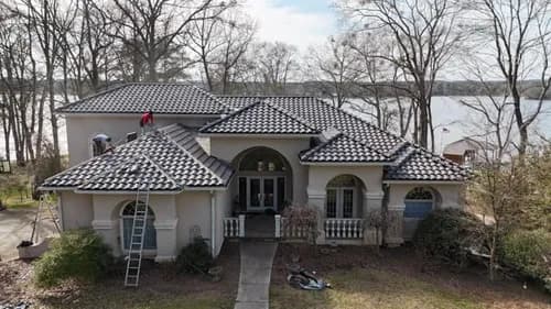 Corona Roofing Solutions - Photo 4