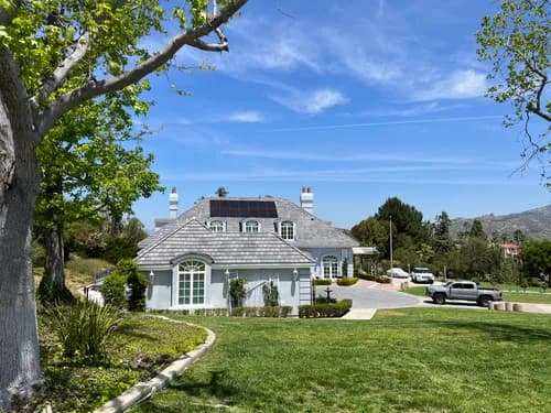 Cowboy's Roofing - Photo 2