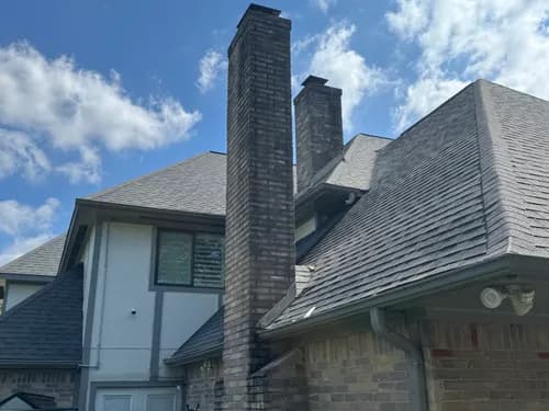 Creekview Roofing - Photo 1