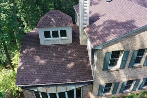 Crown Guard - Photo 1