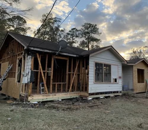 D&M Roofing Company LLC - Photo 3