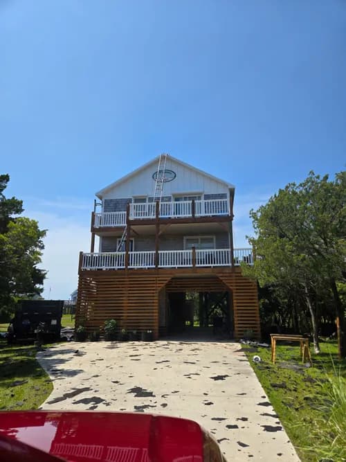 Daniel's Roofing LLC - Photo 4