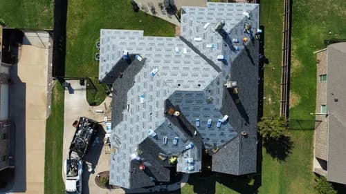 Davis Roofing Solutions - Photo 1