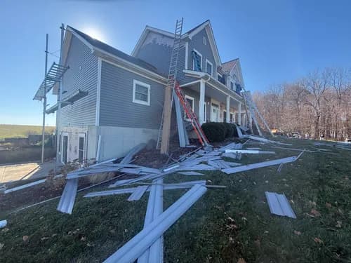 Dean's Roofing & Construction - Photo 1