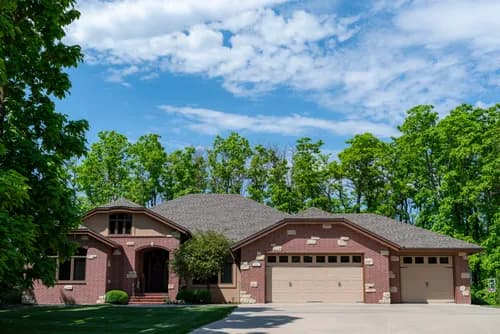 Eaton Roofing & Exteriors