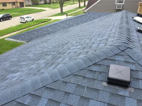 EC Roofing & Siding Corp. - Photo 3